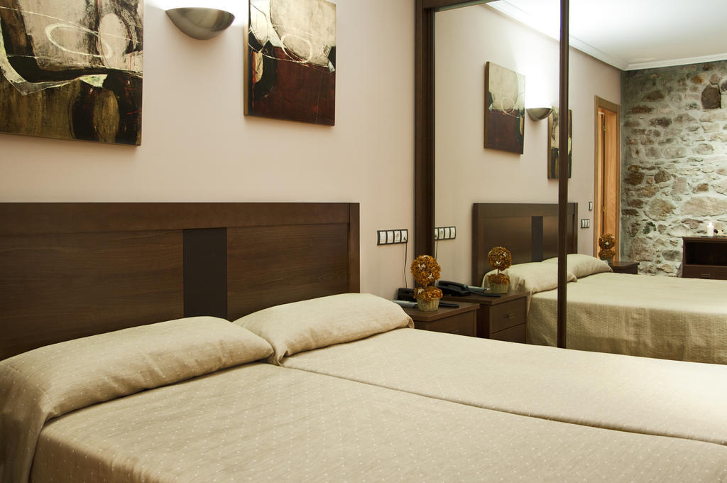 Hotel Restaurante Casa Pipo Tuña Zewnętrze zdjęcie
