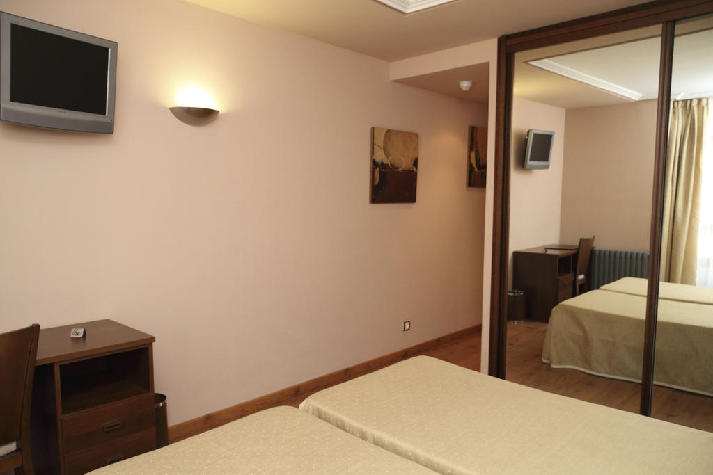Hotel Restaurante Casa Pipo Tuña Zewnętrze zdjęcie