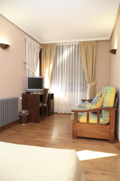 Hotel Restaurante Casa Pipo Tuña Pokój zdjęcie