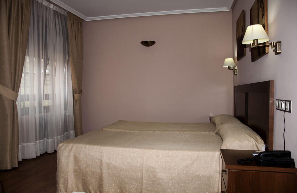 Hotel Restaurante Casa Pipo Tuña Pokój zdjęcie