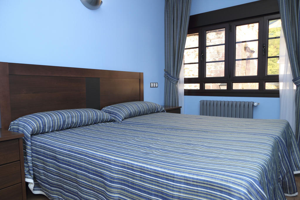 Hotel Restaurante Casa Pipo Tuña Zewnętrze zdjęcie